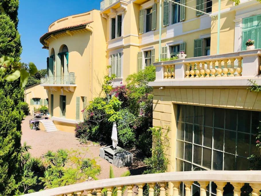 Luxury, Luminous Sea & Mountain Views Appartement