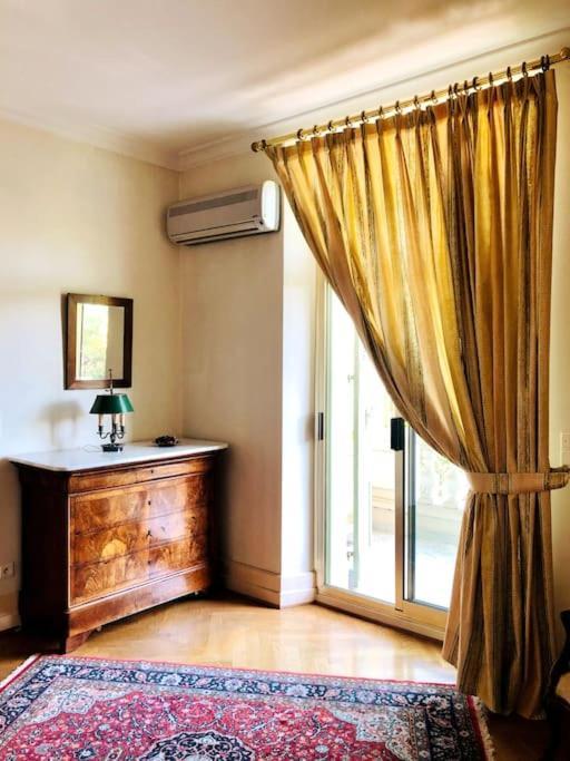 Luxury, Luminous Sea & Mountain Views Appartement *